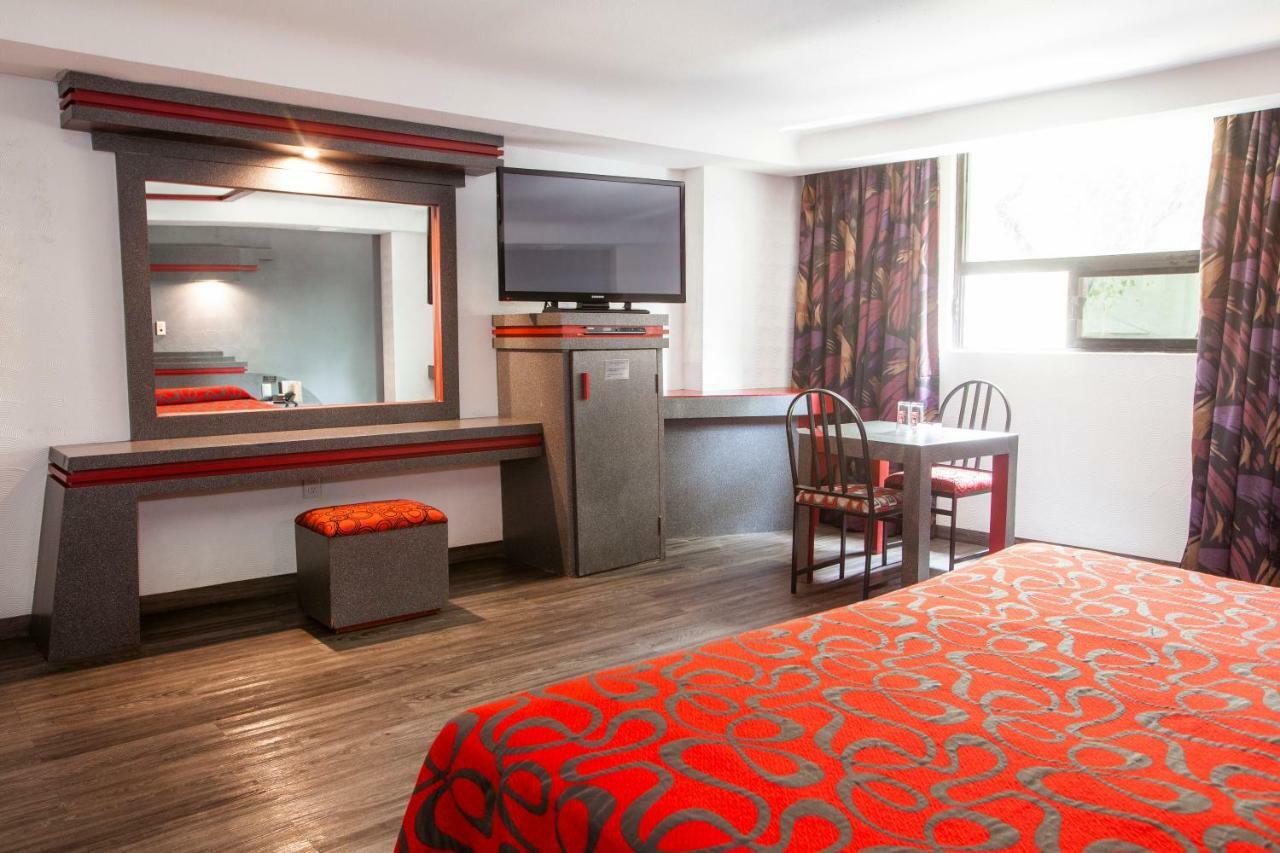 Hotel La Rosa - Solo Adultos メキシコシティ エクステリア 写真