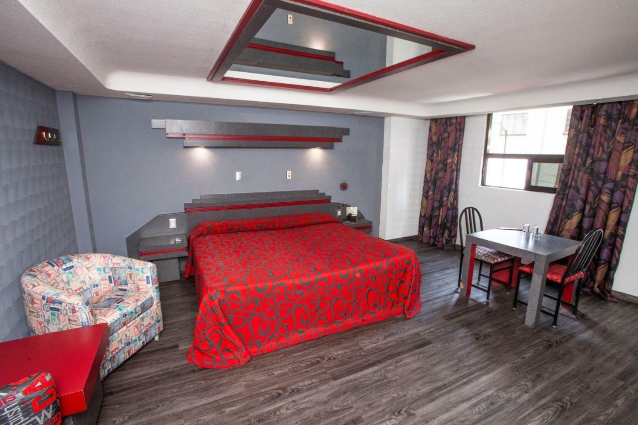 Hotel La Rosa - Solo Adultos メキシコシティ エクステリア 写真