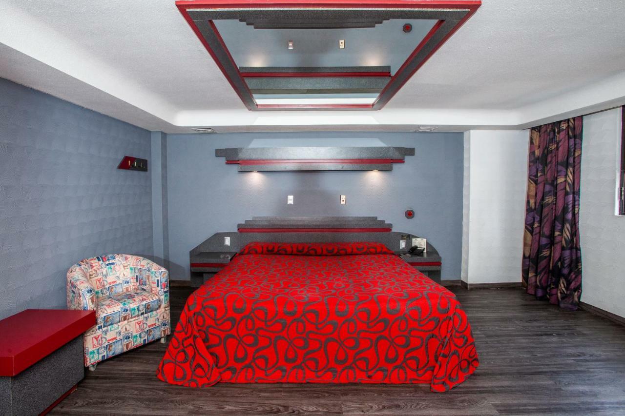 Hotel La Rosa - Solo Adultos メキシコシティ エクステリア 写真