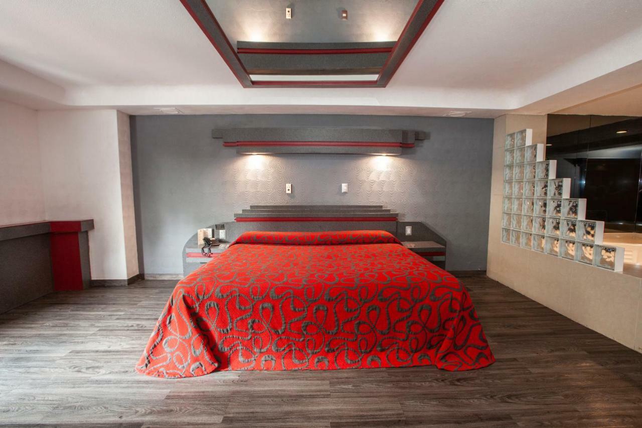 Hotel La Rosa - Solo Adultos メキシコシティ エクステリア 写真